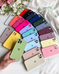 iPhone 12 Pro Max Silicone Case - Vintage Multi Color